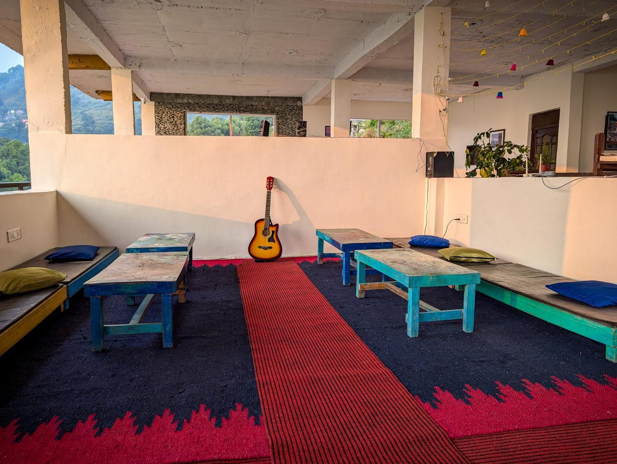 Hobo Hostel Dharamshala Buitenkant foto