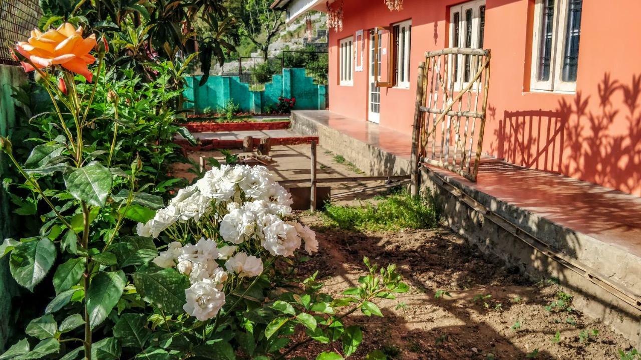 Hobo Hostel Dharamshala Buitenkant foto